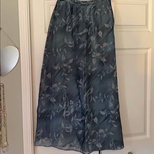 Dana B & Karen 100% silk skirt